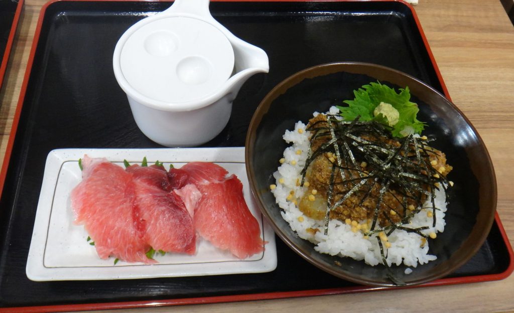 おわせ魚食堂,おわせお魚いちばおとと,本まぐろのホホ肉握り,真鯛